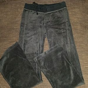 COPY - Black velvet feel yoga type pants